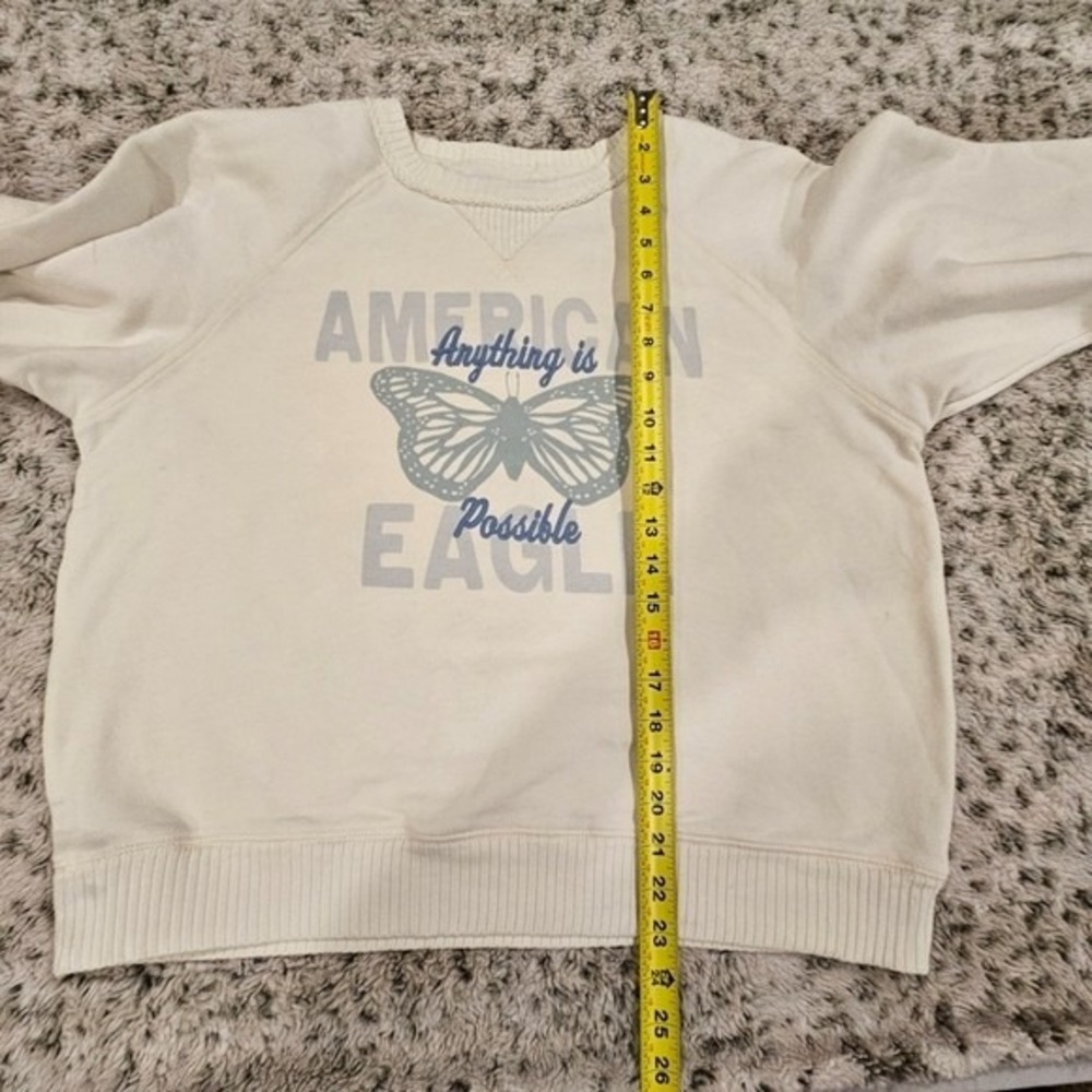 American Eagle Butterfly Graphic Raglan Sweatshirt Cream Womens Medium Relaxed - Picture 9 of 10